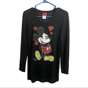 Disney knit Mickey Mouse long sleeve top size medium